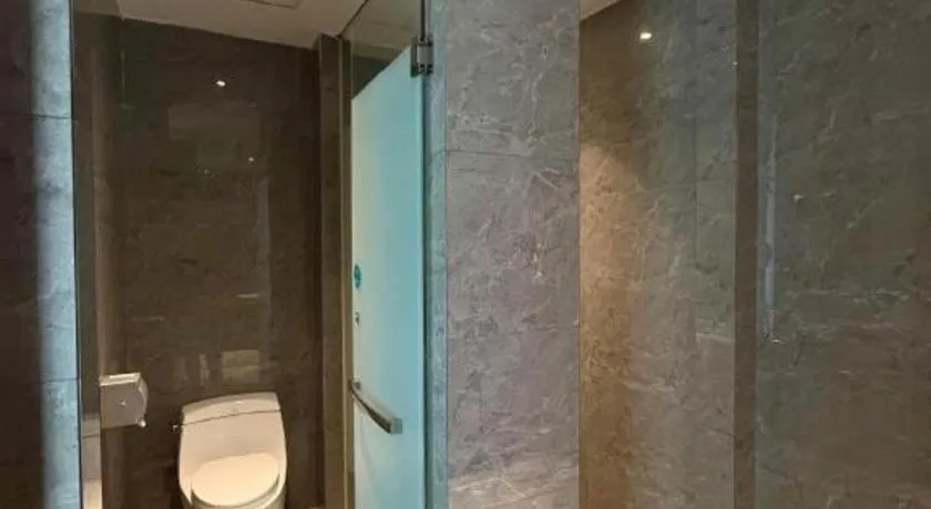 Xana Lite Huizhou Railway Station