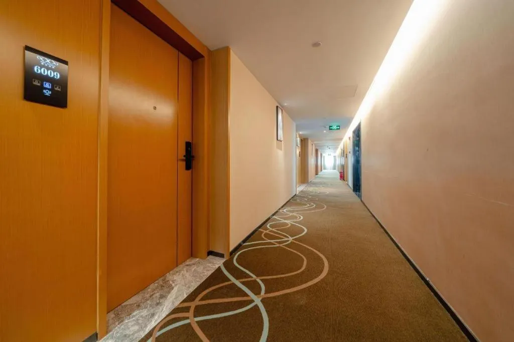 Xana Lite Huizhou Railway Station