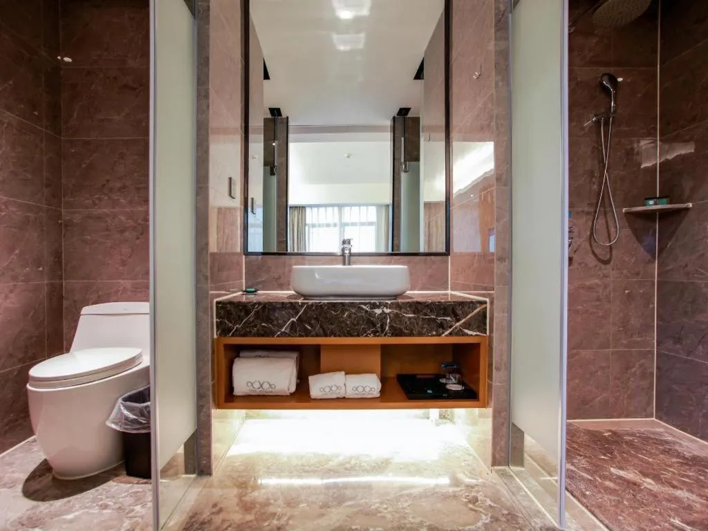 Xana Lite Huizhou Railway Station