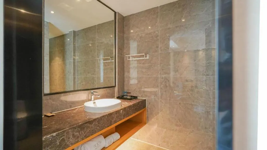 Xana Lite Huizhou Railway Station