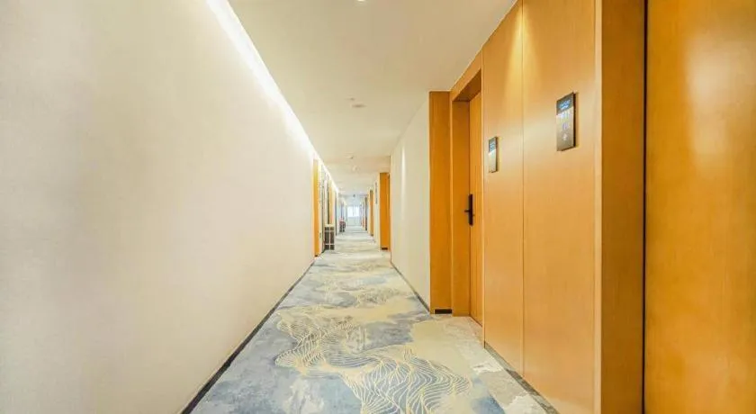 Xana Lite Huizhou Railway Station