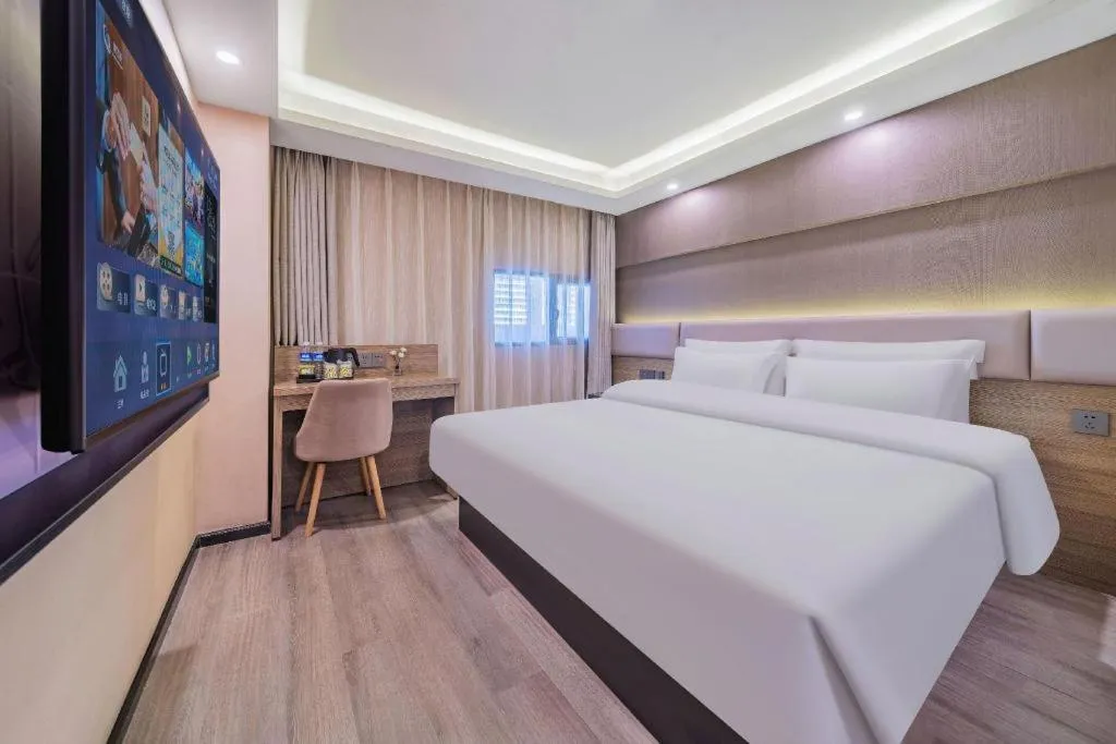 Bed in IU Hotel Chongqing Airport T3 Terminal