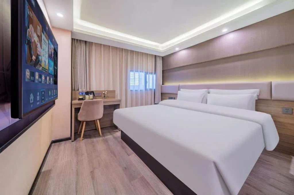 Bed in IU Hotel Chongqing Airport T3 Terminal