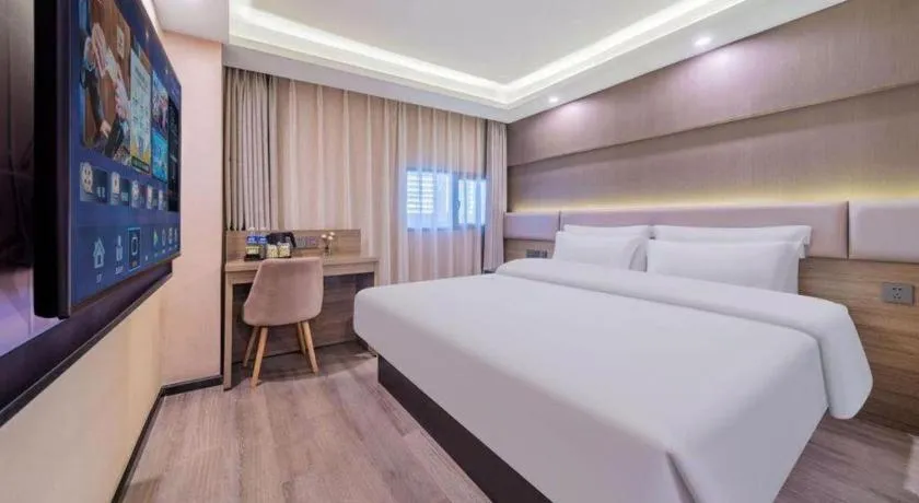 Bed in IU Hotel Chongqing Airport T3 Terminal