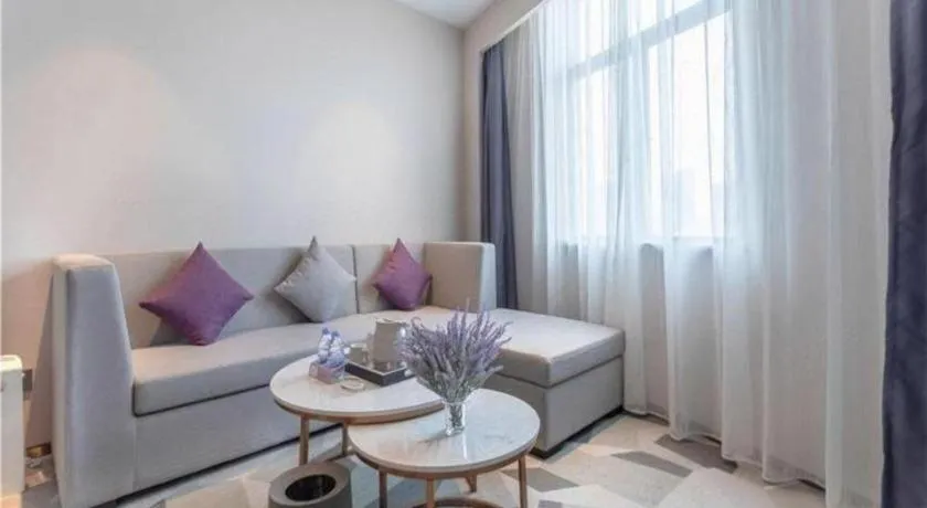 Lavande Hotel Huazhou Beijing Road