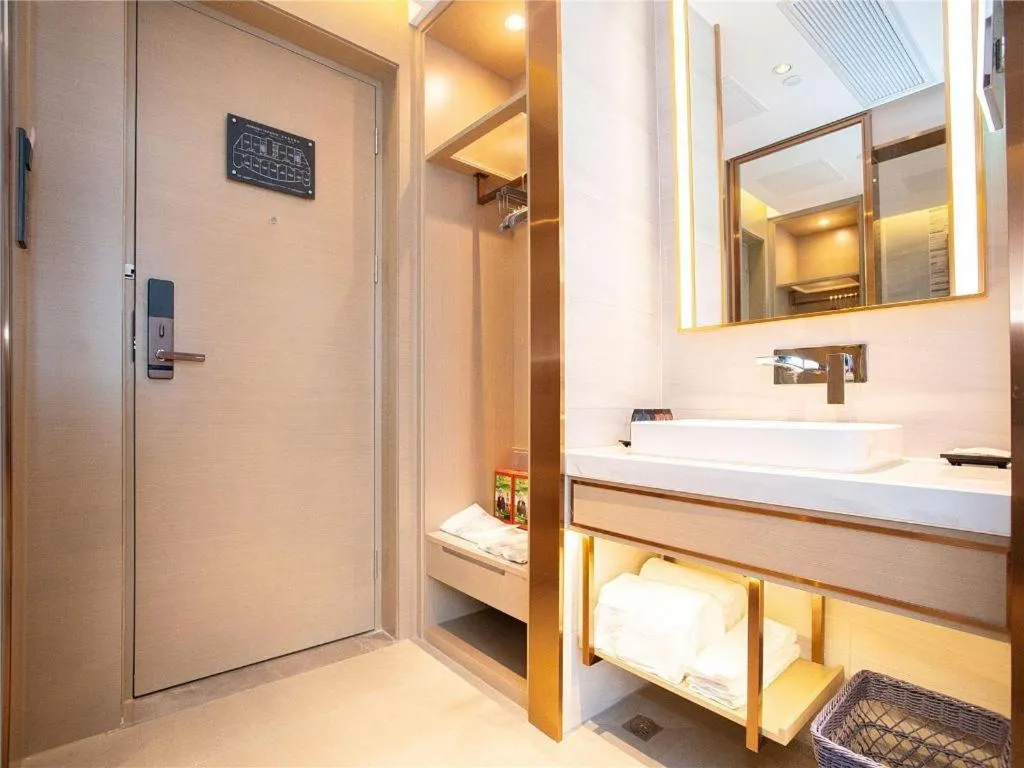 Lavande Hotel Huazhou Beijing Road