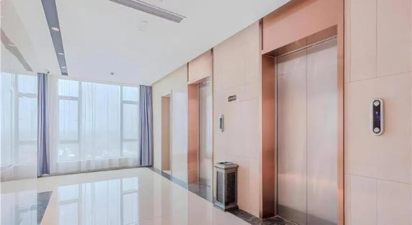 Lavande Hotel Huazhou Beijing Road