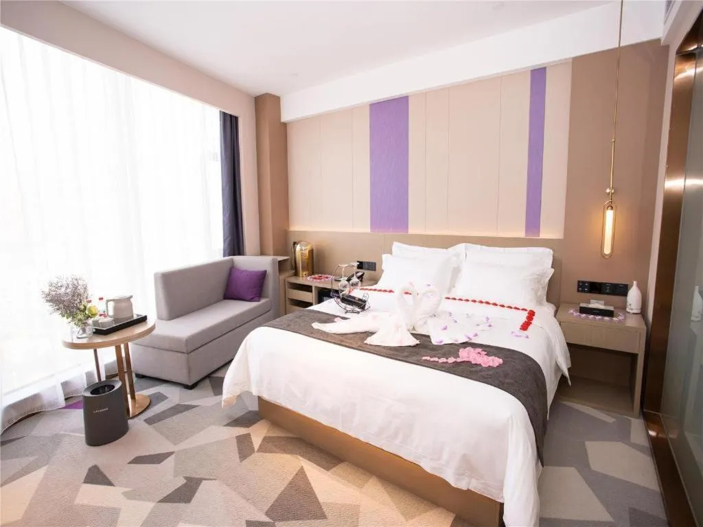 Bed in Lavande Hotel Huazhou Beijing Road