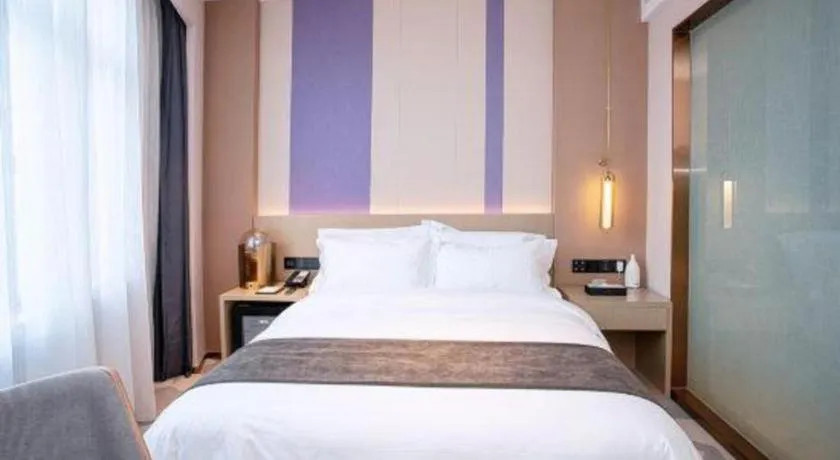 Bed in Lavande Hotel Huazhou Beijing Road