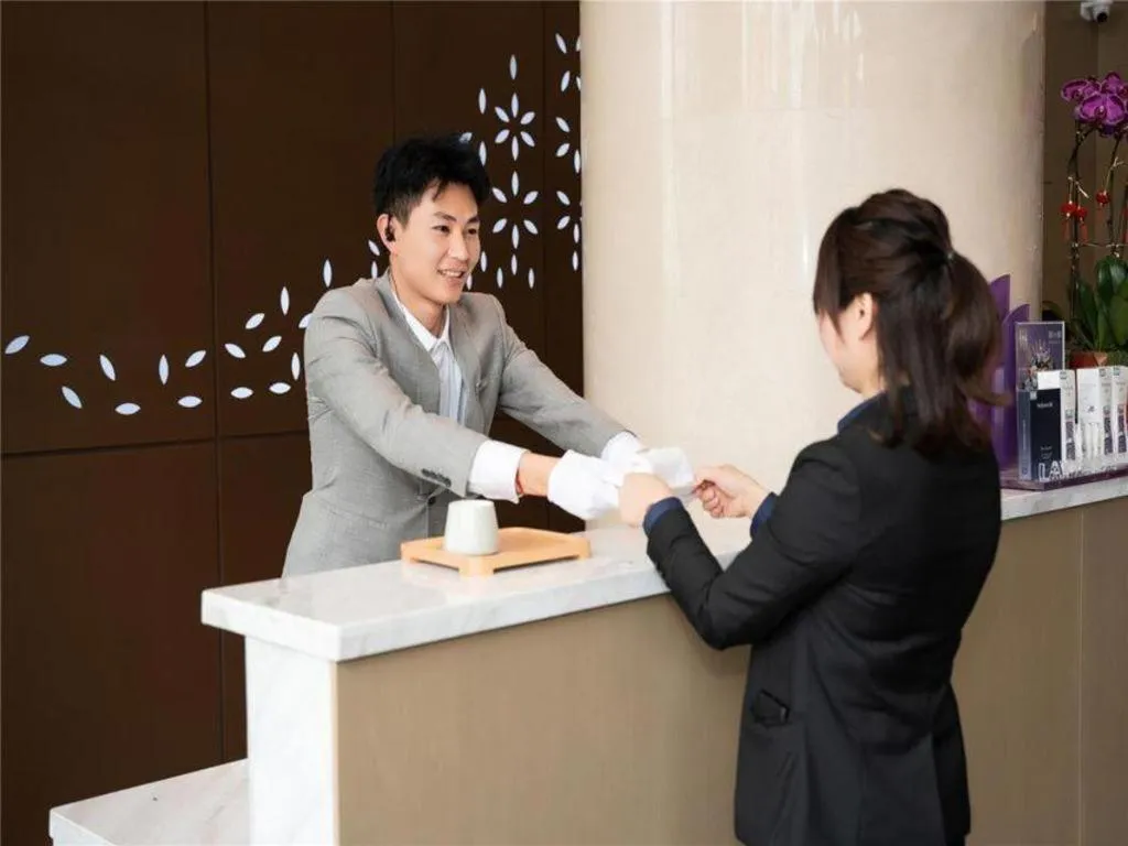 Lavande Hotel Huazhou Beijing Road