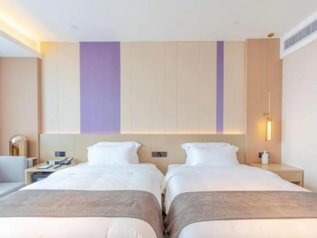 Bed in Lavande Hotel Huazhou Beijing Road