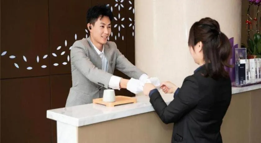 Lavande Hotel Huazhou Beijing Road