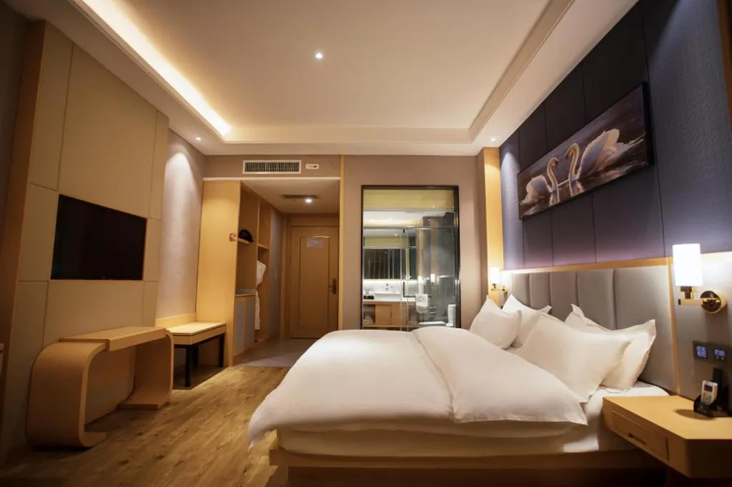 Bed in GreenTree Eastern Hotel Yunnan Shangri-La Yangtang Road