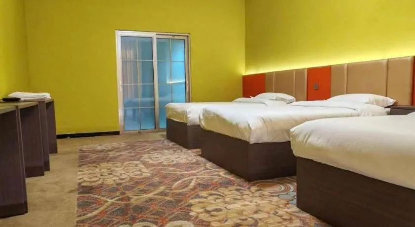 Bed in Shell Hotel Nanyang High-Speed Railway Station Jiangying Airport Huayaocheng