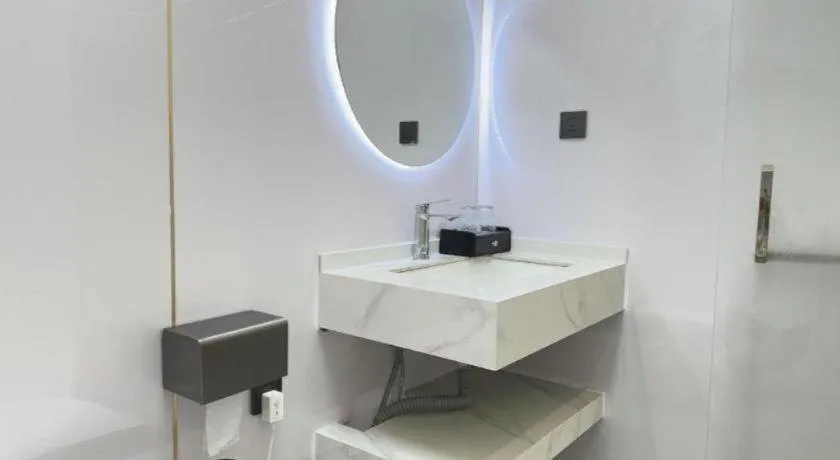 Shell Hotel Nanyang High-Speed Railway Station Jiangying Airport Huayaocheng