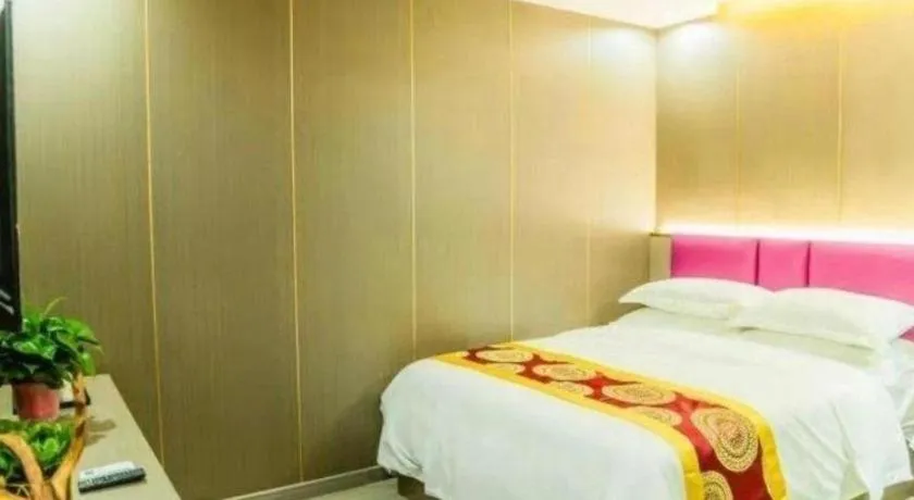 Bed in Shell Hotel Nanyang High-Speed Railway Station Jiangying Airport Huayaocheng