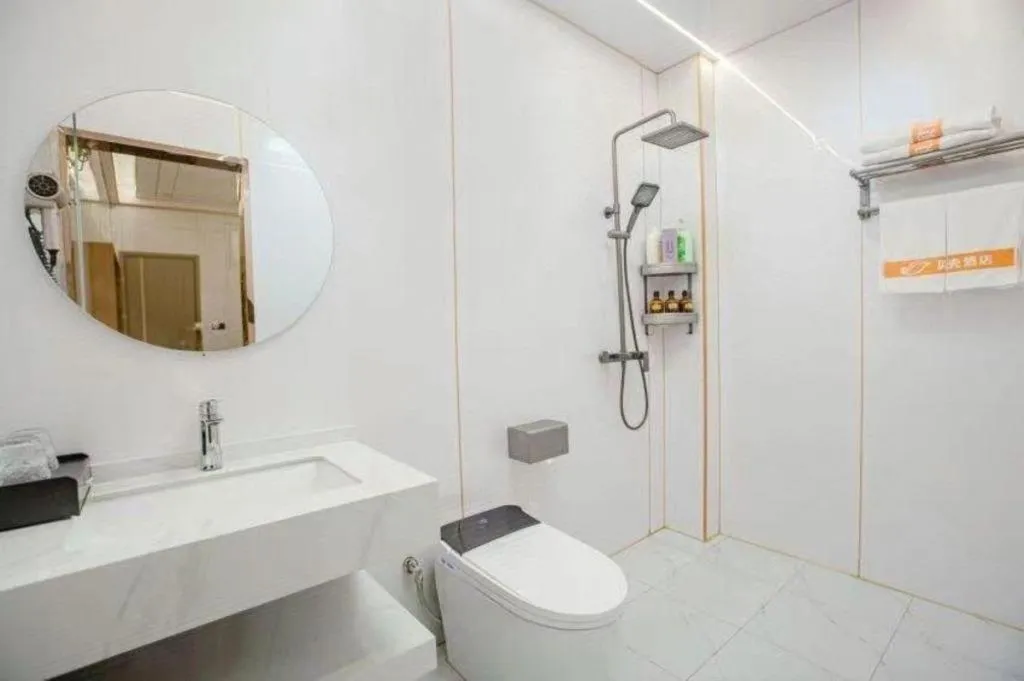 Shell Hotel Nanyang High-Speed Railway Station Jiangying Airport Huayaocheng