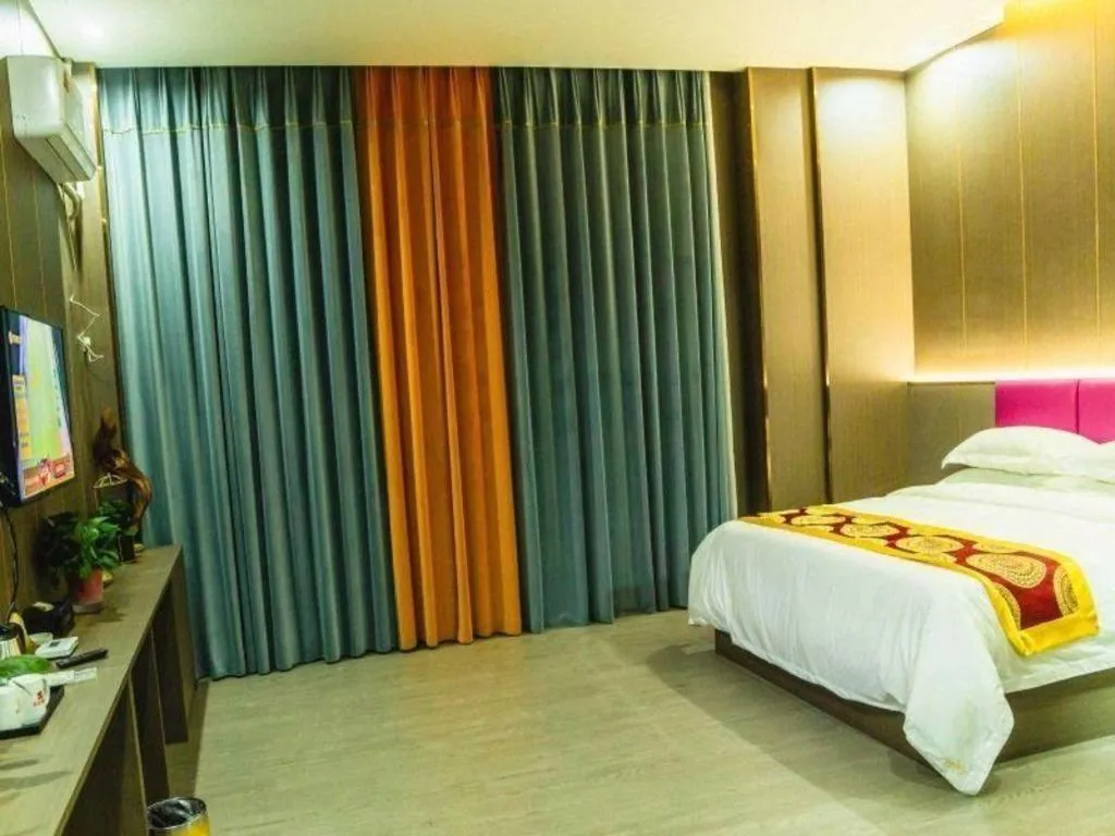 Bed in Shell Hotel Nanyang High-Speed Railway Station Jiangying Airport Huayaocheng