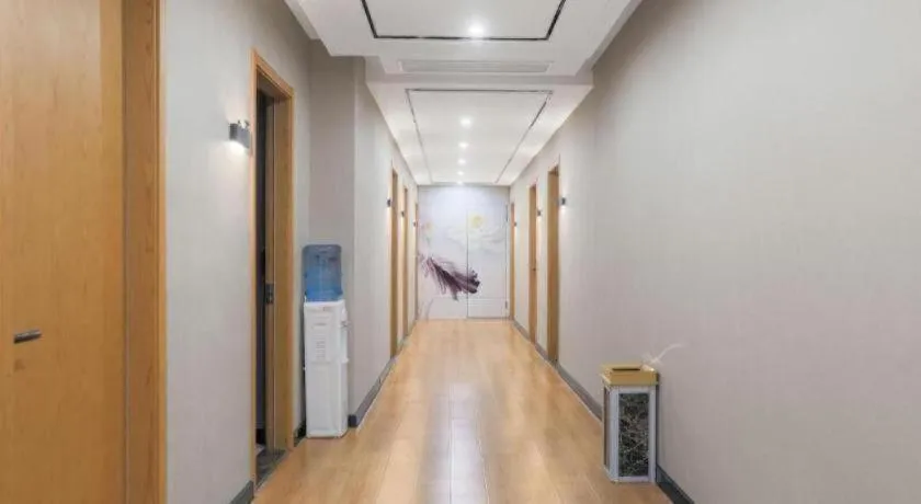 Shell Hotel Nanyang High-Speed Railway Station Jiangying Airport Huayaocheng