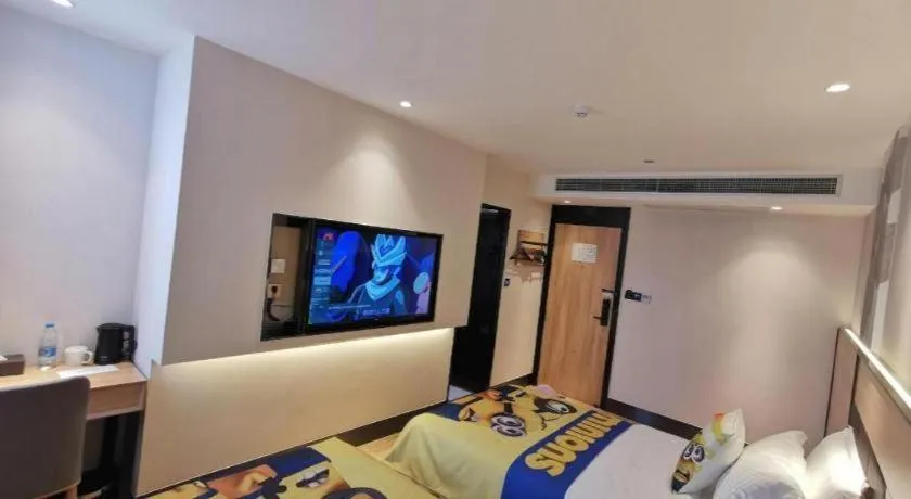 Bed in Green Tree Inn Express Shanghai Bund Yuyuan Xiaonanmen Metro Station