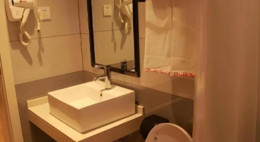 Shell Hotel Hebi Qi County Qihe Road