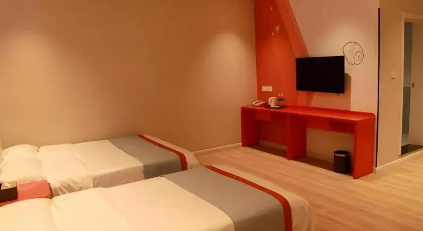 Bed in Shell Hotel Hebi Qi County Qihe Road Bed in Shell Hotel Hebi Qi County Qihe Road