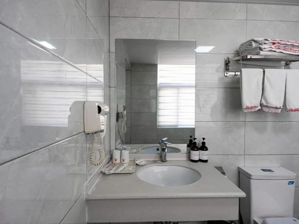 Shell Hotel Zaozhuang Xinchang Road Bada Market