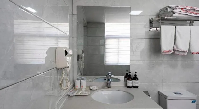 Shell Hotel Zaozhuang Xinchang Road Bada Market