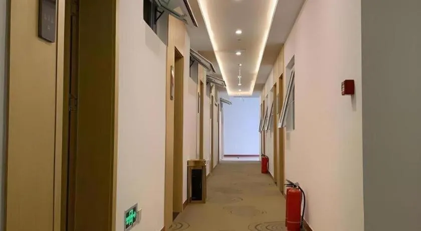 Shell Hotel Beijing Fangshan District Chengguan Metro Station