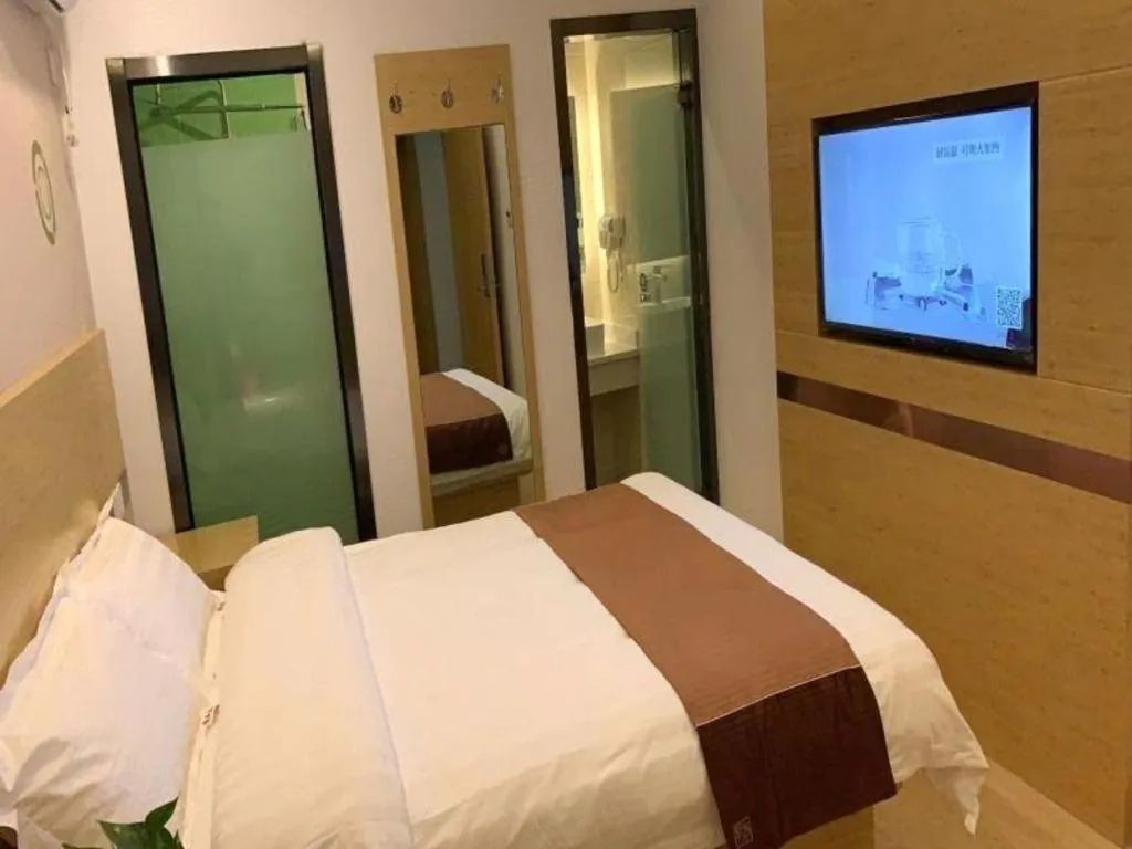 Bed in Shell Hotel Beijing Fangshan District Chengguan Metro Station