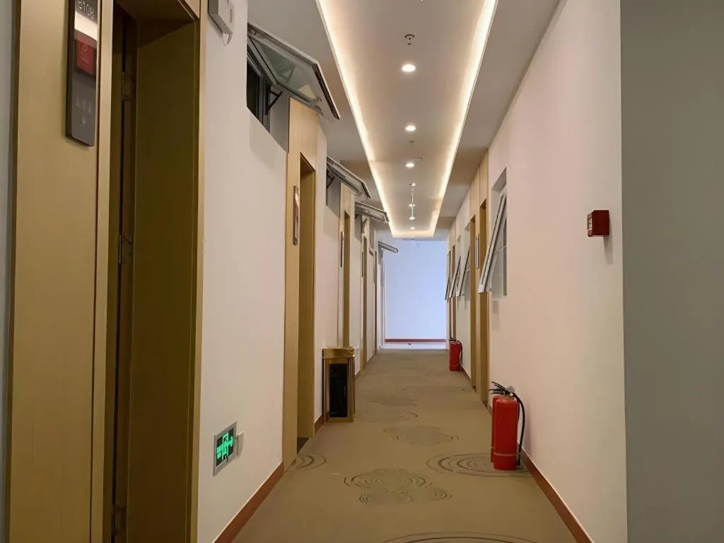 Shell Hotel Beijing Fangshan District Chengguan Metro Station