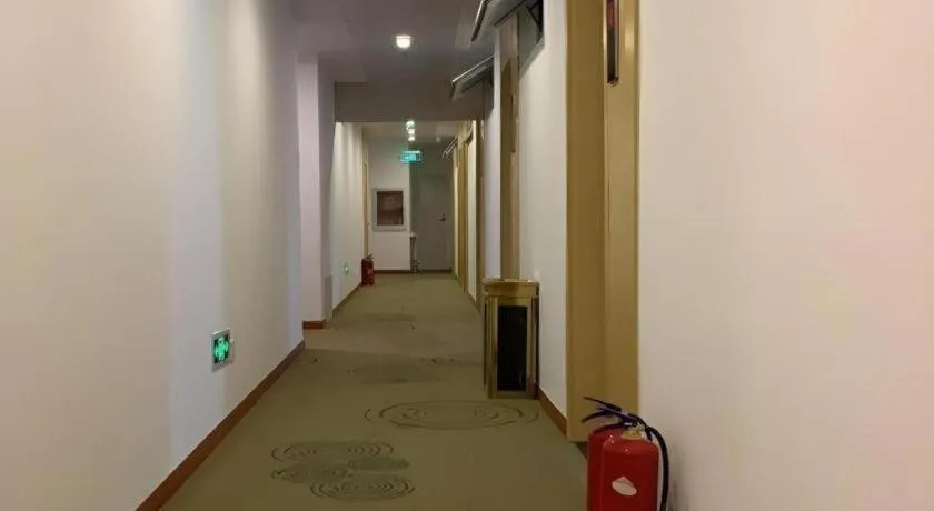 Shell Hotel Beijing Fangshan District Chengguan Metro Station