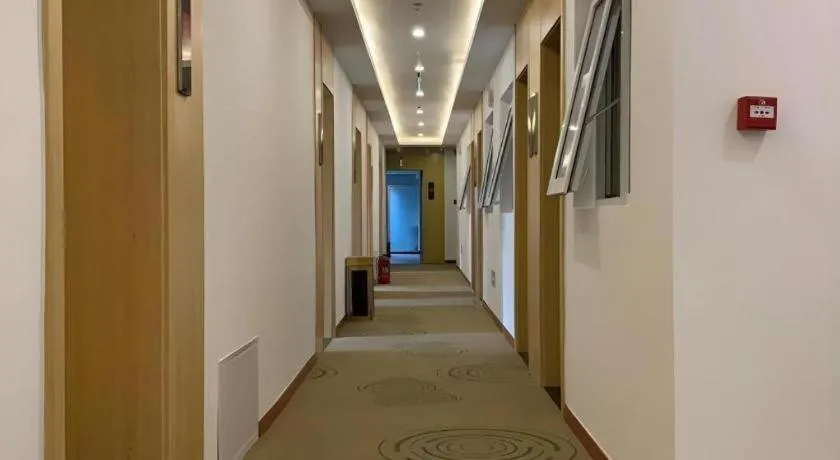 Shell Hotel Beijing Fangshan District Chengguan Metro Station