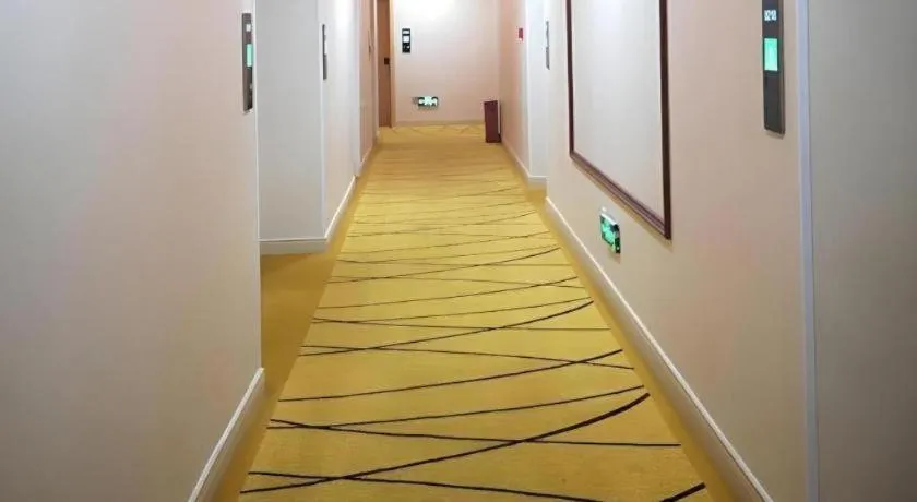 GreenTree Inn Express Shanghai Baoshan District Youyi Road Metro Station