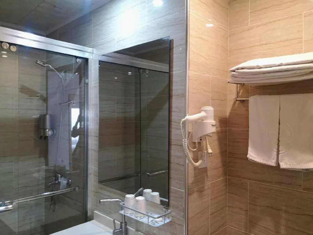 GreenTree Inn Express Shanghai Baoshan District Youyi Road Metro Station