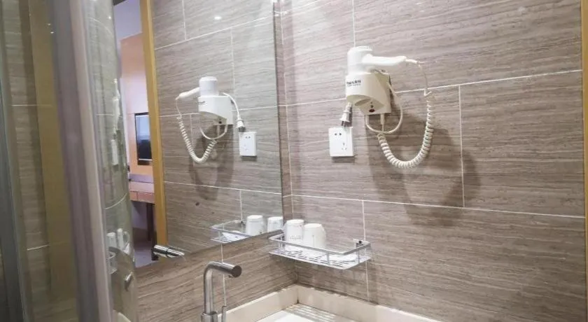 GreenTree Inn Express Shanghai Baoshan District Youyi Road Metro Station