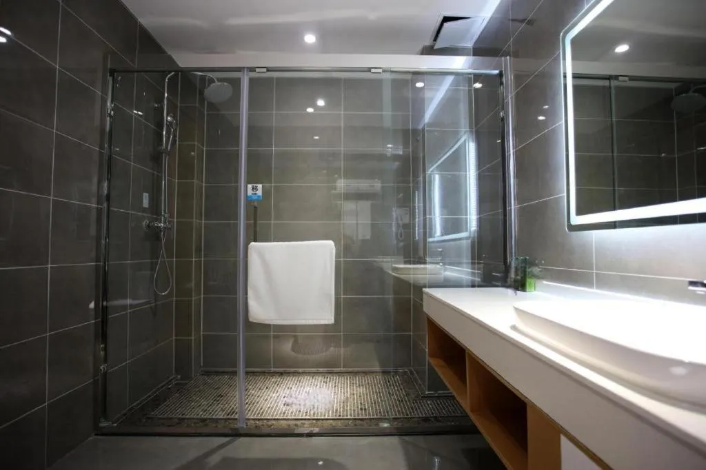 GreenTree Inn Heze Shan County New Bus Station