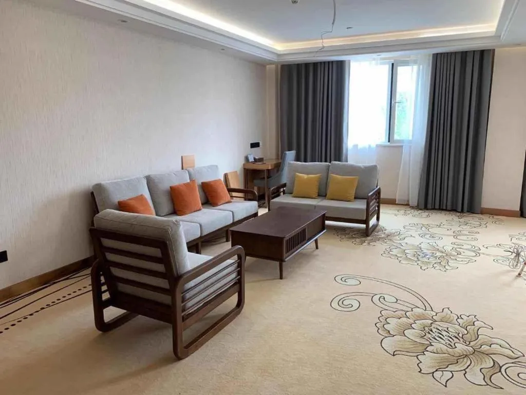 GreenTree Inn Heze Shan County New Bus Station