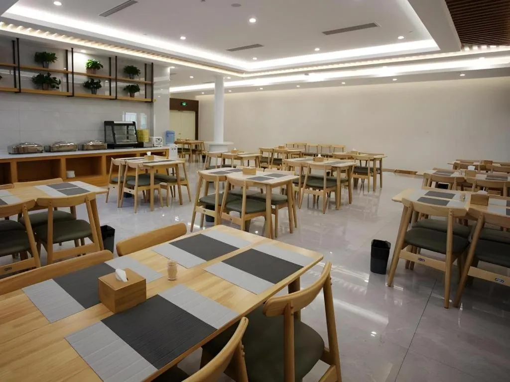 GreenTree Inn Heze Shan County New Bus Station