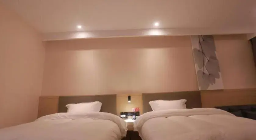 Bed in Shell Hotel Chuzhou Economic Development Zone Internation Shangcheng Bed in Shell Hotel Chuzhou Economic Development Zone Internation Shangcheng