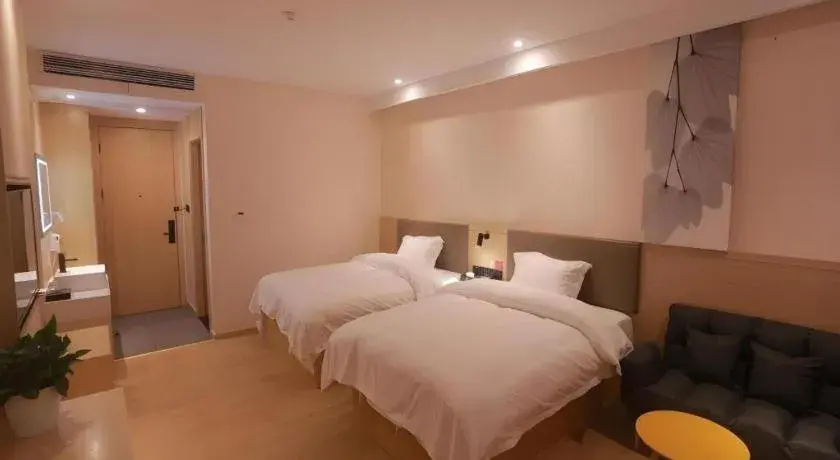 Bed in Shell Hotel Chuzhou Economic Development Zone Internation Shangcheng Bed in Shell Hotel Chuzhou Economic Development Zone Internation Shangcheng