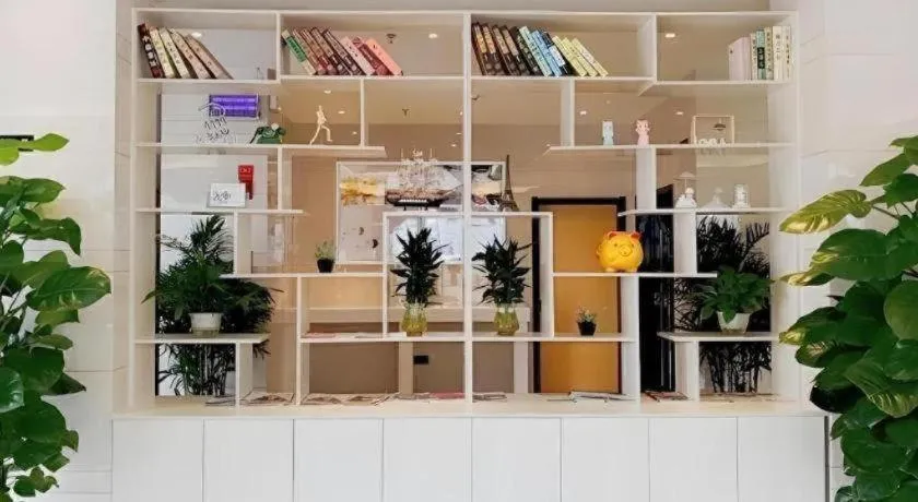 GreenTree Inn Express Yingtan Yujiang Railway Station