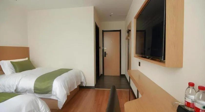 Bed in GreenTree Inn Express Guangxi Nanning Mingyang Avenue Nanning Airport