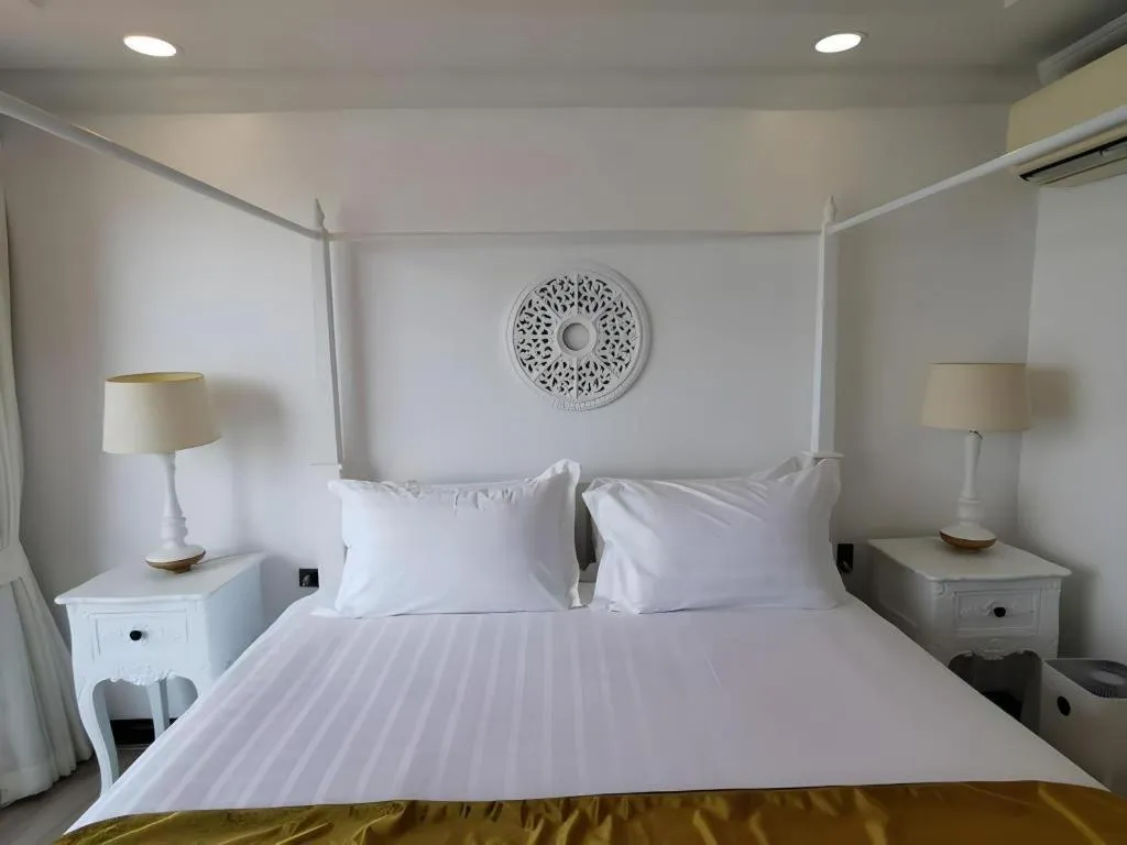 Bed in AT Kung Kra baen Hotel and Residence