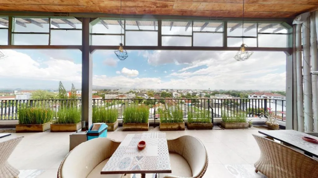 Hart Hotel Premium Rapatmaja