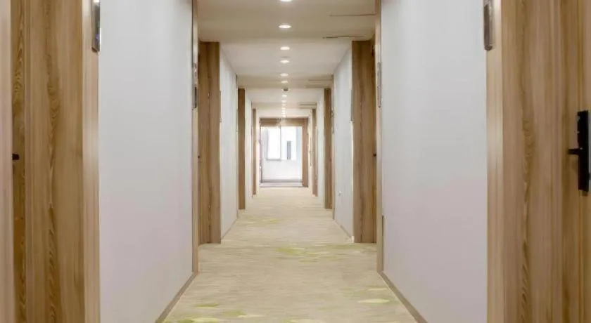 VX Hotel Hangzhou Banshan