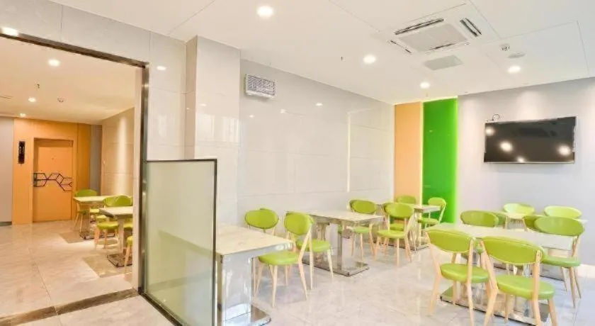 Vatica Hotel Hefei Yaohai Longgang Subway Station