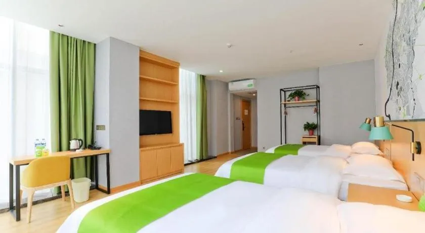 Bed in Vatica Hotel Hefei Yaohai Longgang Subway Station