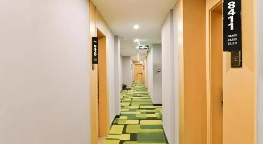 Vatica Hotel Hefei Yaohai Longgang Subway Station