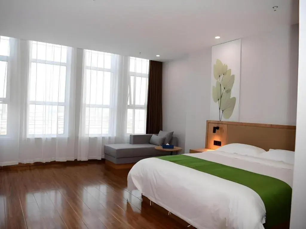 Bed in GreenTree Inn Xingta Songjing Street Financial Center Bed in GreenTree Inn Xingta Songjing Street Financial Center